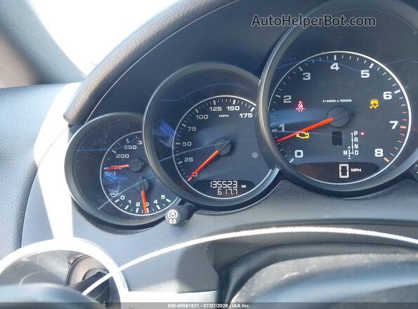 WP1AA2A20HKA80606 2017 PORSCHE CAYENNE Черный 