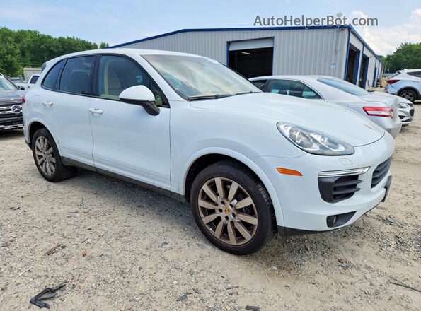 WP1AA2A21HKA85751 2017 PORSCHE CAYENNE Белый Передняя правая четверть