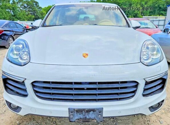 WP1AA2A21HKA85751 2017 PORSCHE CAYENNE Белый Вид спереди