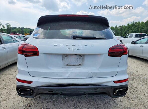 WP1AA2A21HKA85751 2017 PORSCHE CAYENNE Белый Вид сзади