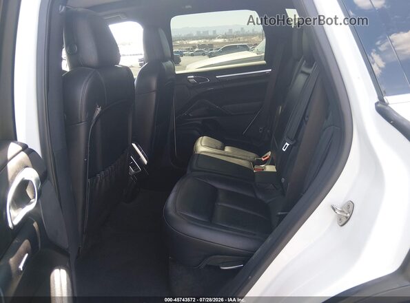 WP1AA2A22GKA10118 2016 PORSCHE CAYENNE White VIN კოდის სტიკერის ხედი
