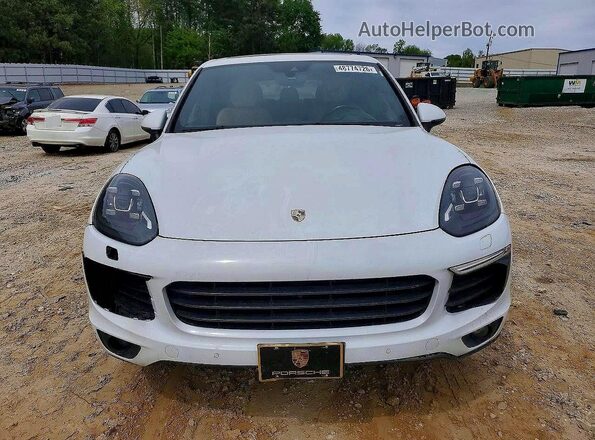 WP1AA2A22JKA06447 2018 PORSCHE CAYENNE Белый Вид спереди