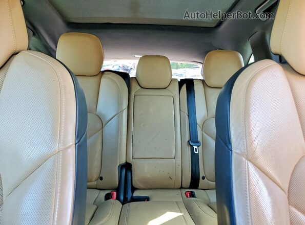 WP1AA2A23GLA04564 2016 PORSCHE CAYENNE Black Вид задніх сидінь