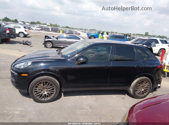 WP1AA2A23JKA06067 2018 PORSCHE CAYENNE Черный Панорамный вид салона 360°
