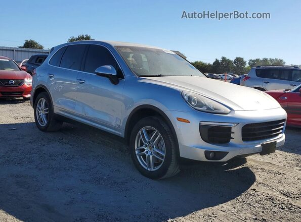 WP1AA2A25GLA04887 2016 PORSCHE CAYENNE Silver Front right