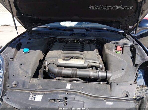 WP1AA2A27GLA09346 2016 PORSCHE CAYENNE Черный Вид сзади