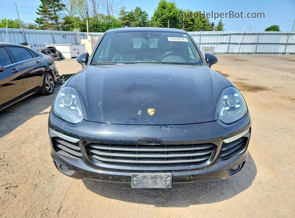 WP1AA2A27HKA88556 2017 PORSCHE CAYENNE Black Вид спереду