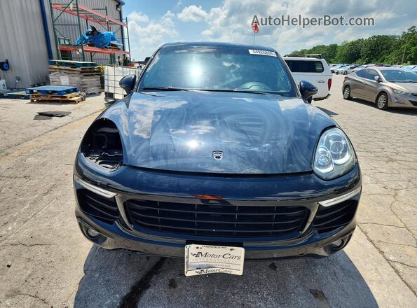 WP1AA2A29HKA80782 2017 PORSCHE CAYENNE Черный Вид спереди