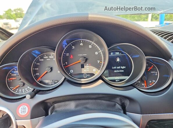WP1AA2A29HKA80782 2017 PORSCHE CAYENNE Черный Вид щитка приборов