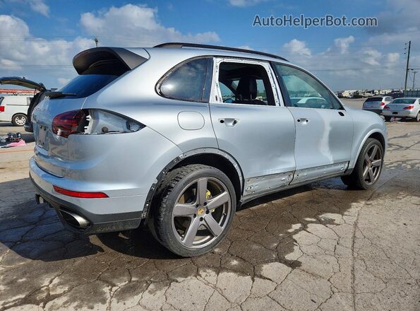 WP1AA2A2XHKA86591 2017 PORSCHE CAYENNE Silver Задня права чверть