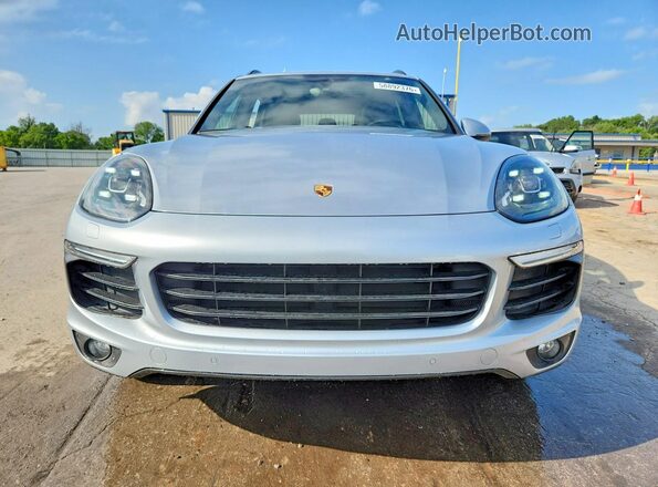WP1AA2A2XHKA86591 2017 PORSCHE CAYENNE Silver Вид спереду