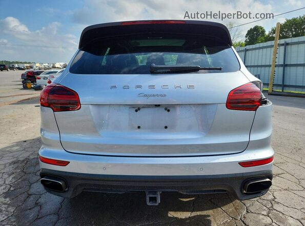 WP1AA2A2XHKA86591 2017 PORSCHE CAYENNE Silver Вид ззаду