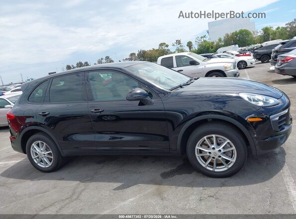 WP1AA2A2XHKA88549 2017 PORSCHE CAYENNE Черный Вид задней части салона