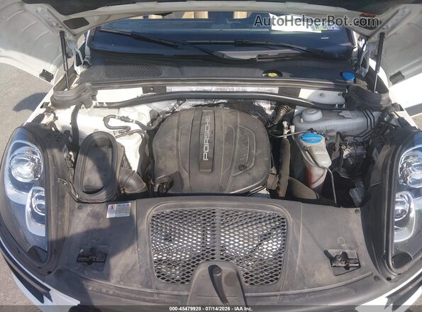WP1AA2A50JLB03991 2018 PORSCHE MACAN White Vista trasera