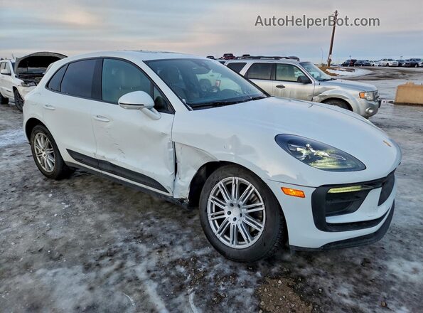 WP1AA2A50NLB11062 2022 PORSCHE MACAN Белый Передняя правая четверть