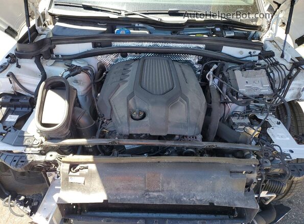 WP1AA2A51NLB07666 2022 PORSCHE MACAN White Вид підкапотного простору