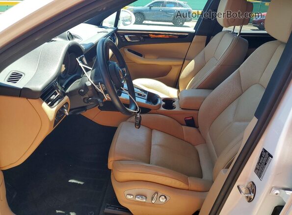WP1AA2A51NLB07666 2022 PORSCHE MACAN White Вид салону спереду