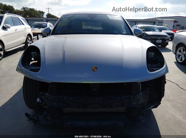 WP1AA2A51RLB13067 2024 PORSCHE MACAN Серебряный Вид задней части салона