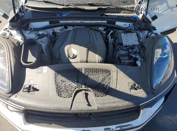 WP1AA2A51TLB10645 2026 PORSCHE MACAN White Vista del compartimento del motor
