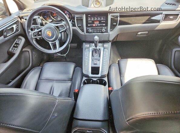 WP1AA2A52HLB08412 2017 PORSCHE MACAN Черный Вид панели приборов