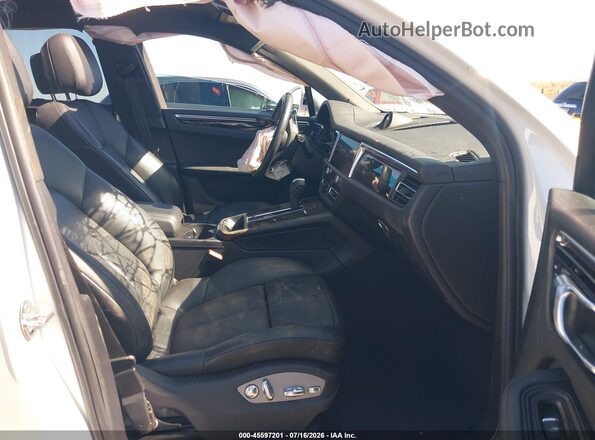 WP1AA2A52NLB07921 2022 PORSCHE MACAN White Front interior view