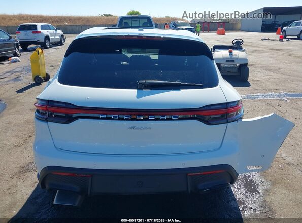 WP1AA2A52NLB07921 2022 PORSCHE MACAN White 