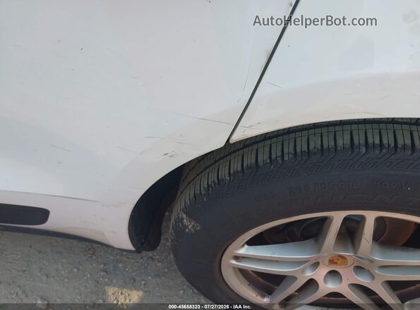 WP1AA2A54JLB07025 2018 PORSCHE MACAN White 