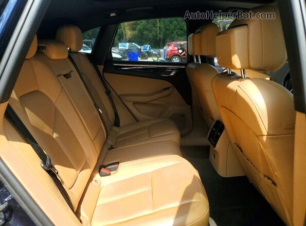 WP1AA2A54JLB13617 2018 PORSCHE MACAN Black Rear seats view