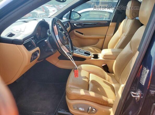 WP1AA2A54JLB13617 2018 PORSCHE MACAN Black Front interior view