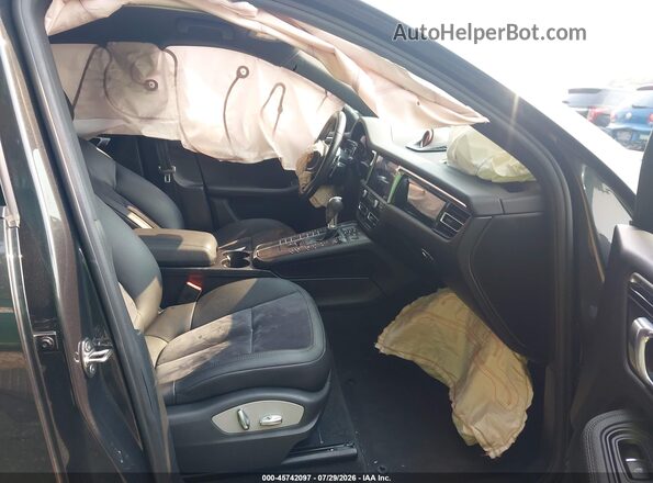 WP1AA2A54LLB00630 2020 PORSCHE MACAN Gray Front interior view