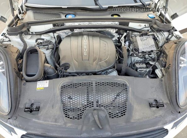 WP1AA2A54MLB12889 2021 PORSCHE MACAN White Vista del compartimento del motor