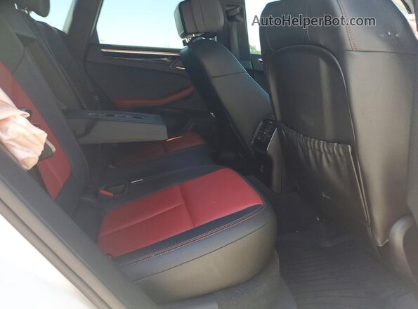 WP1AA2A55LLB06243 2020 PORSCHE MACAN White უკანა სალონის ხედი