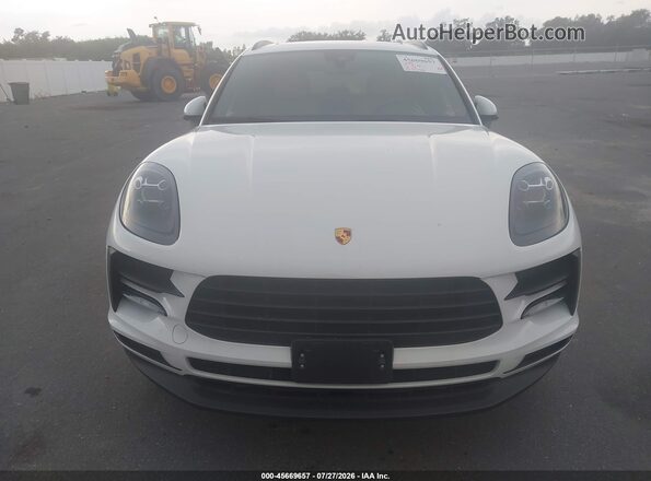 WP1AA2A55MLB08690 2021 PORSCHE MACAN White Вид задньої частини салону