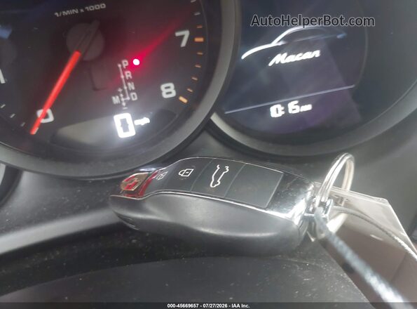 WP1AA2A55MLB08690 2021 PORSCHE MACAN White Вид панелі приладів