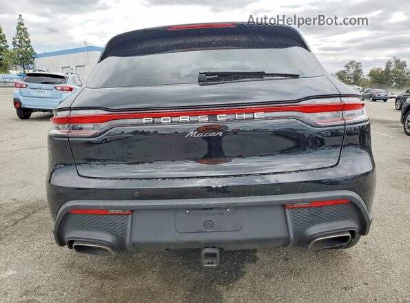 WP1AA2A55SLB13188 2025 PORSCHE MACAN Black Հետևի տեսք