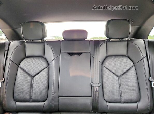 WP1AA2A56JLB14039 2018 PORSCHE MACAN Black Rear seats view