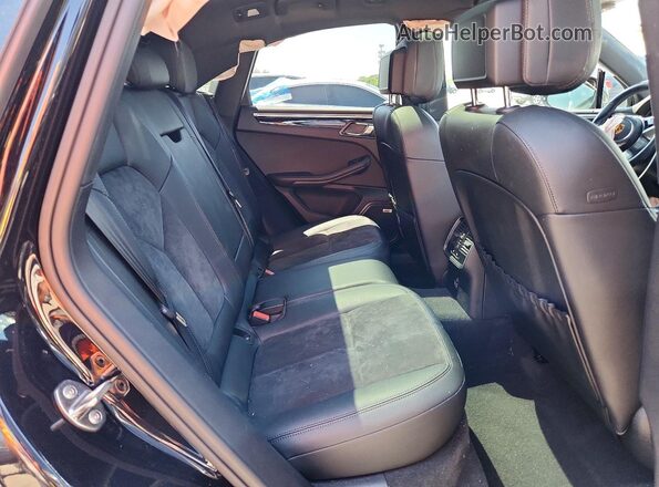 WP1AA2A56LLB10673 2020 PORSCHE MACAN Черный Вид задней части салона