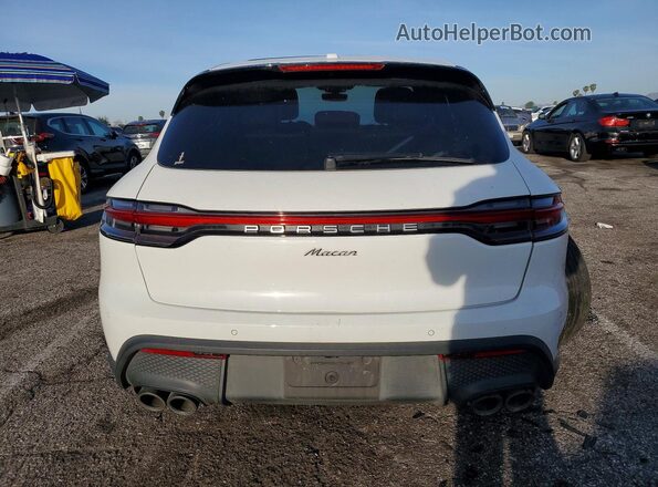 WP1AA2A56RLB19396 2024 PORSCHE MACAN White უკანა ხედი