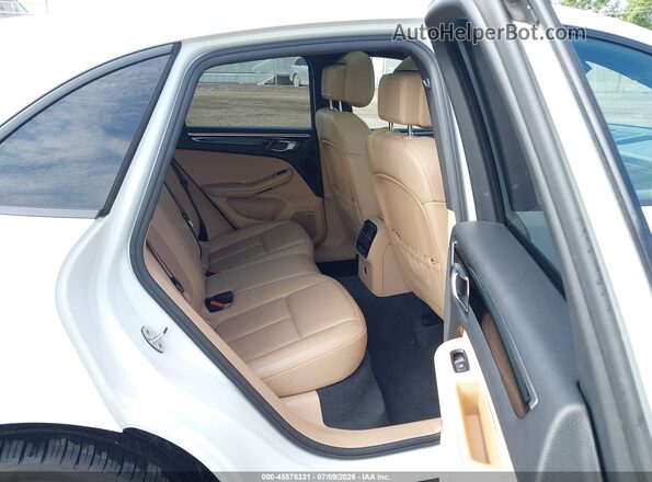 WP1AA2A57KLB06193 2019 PORSCHE MACAN White Вид наклейки з VIN-кодом