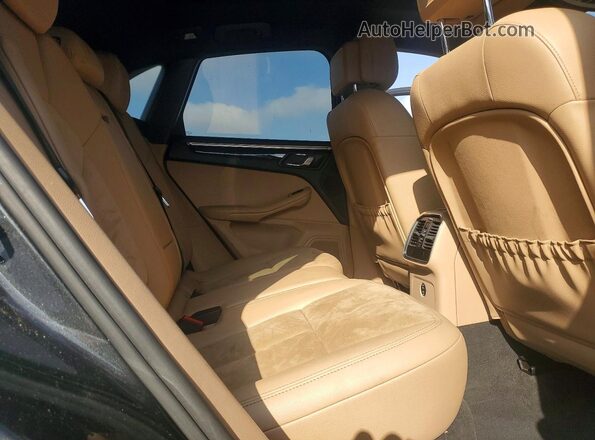 WP1AA2A57LLB11735 2020 PORSCHE MACAN Угольный Вид задней части салона