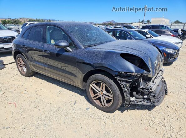 WP1AA2A57MLB01837 2021 PORSCHE MACAN Black Front right
