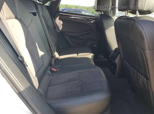 WP1AA2A58MLB08862 2021 PORSCHE MACAN Белый Вид задней части салона