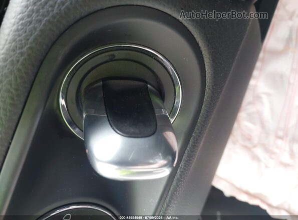 WP1AA2A58MLB12572 2021 PORSCHE MACAN White Vista del salpicadero