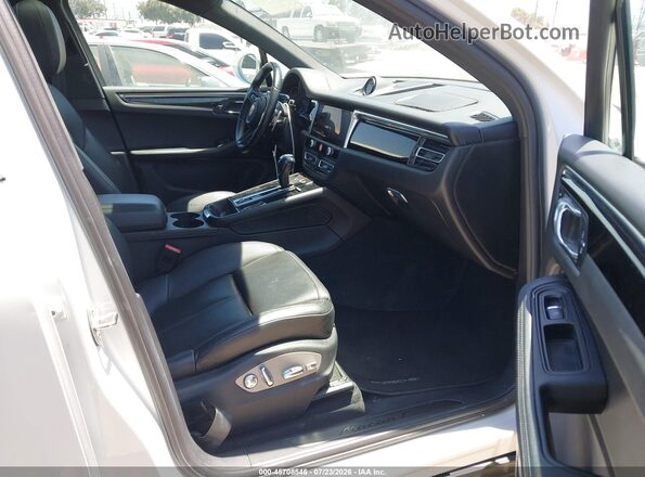 WP1AA2A59PLB16411 2023 PORSCHE MACAN White Vista interior delantera