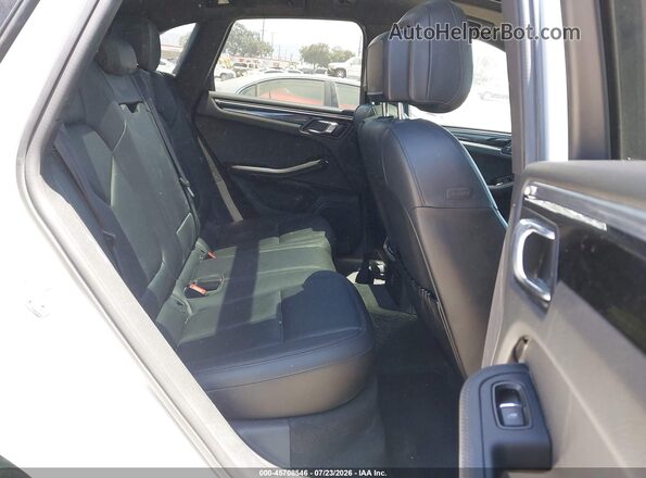 WP1AA2A59PLB16411 2023 PORSCHE MACAN White Vista de la etiqueta del VIN