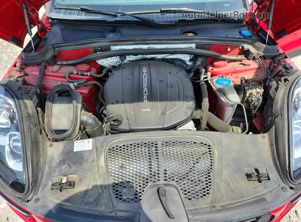 WP1AA2A5XJLB20717 2018 PORSCHE MACAN Red Vista del compartimento del motor