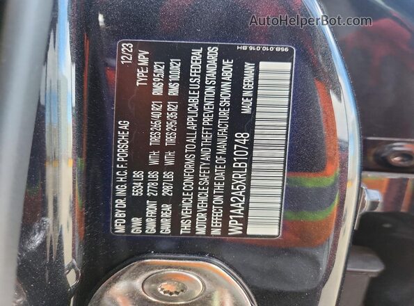 WP1AA2A5XRLB10748 2024 PORSCHE MACAN Black სალონის 360-გრადუსიანი ხედი