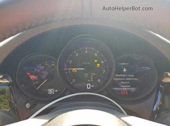 WP1AA2A5XTLB03838 2026 PORSCHE MACAN Gray Սարքավորումների վահանակի տեսք