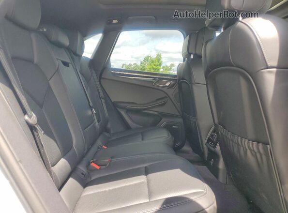 WP1AA2A5XTLB04861 2026 PORSCHE MACAN Gray Widok wnętrza z tyłu