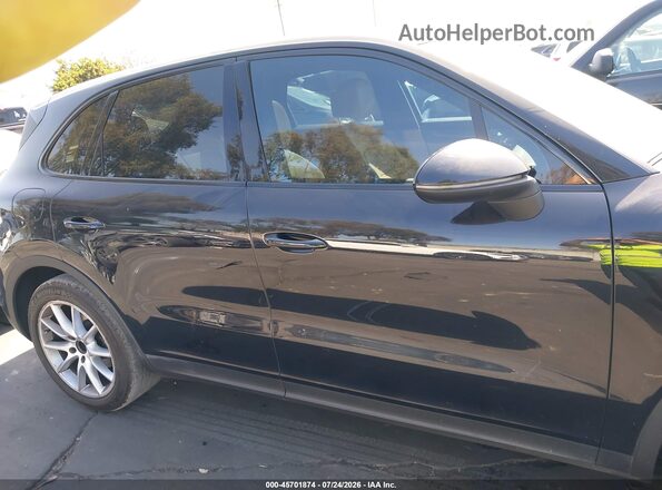 WP1AA2AY0KDA01239 2019 PORSCHE CAYENNE Black Widok wnętrza 360 stopni